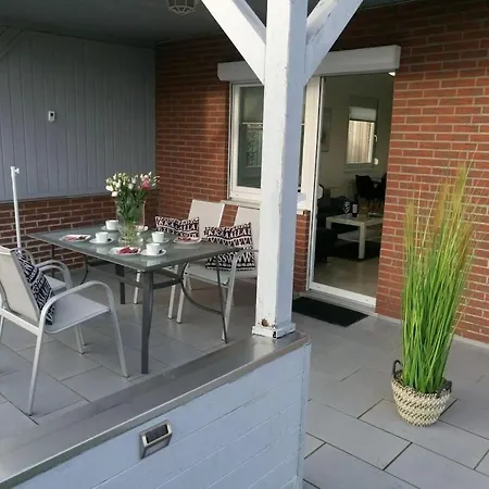 Vakantiehuis With 2 Bedrooms *