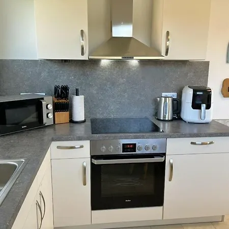 With 2 Bedrooms Vakantiehuis *