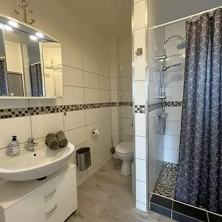 Vakantiehuis With 2 Bedrooms *